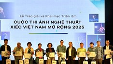Trao giải và khai mạc Triển lãm Cuộc thi ảnh Nghệ thuật xiếc 2025