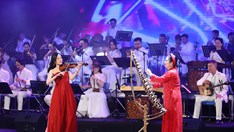 Nghệ sĩ Việt “tái tạo” sắc màu âm nhạc truyền ​thống