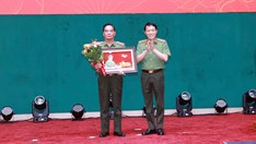 Ra mắt và giới thiệu bộ sách "Người đứng đầu lực lượng Công an nhân dân qua các thời kỳ”