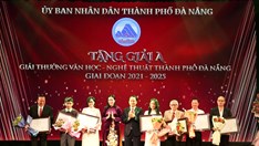 Đà Nẵng trao Giải thưởng Văn học - Nghệ thuật giai đoạn 2021 - 2025
