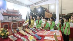 Mỗi cuốn sách là một viên gạch xây dựng nên bản lĩnh và trí tuệ Việt Nam