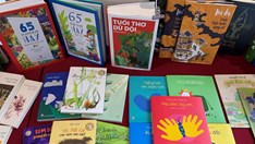Giữ trẻ em ở lại với văn chương