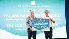 Nhà xuất bản Giáo dục Việt Nam hỗ trợ khẩn cấp sách giáo khoa cho học sinh Khánh Hòa sau lũ