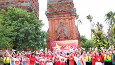 Quốc khánh 2.9: Di tích quốc gia Tháp Đôi sôi động, hút khách bằng chương trình nghệ thuật