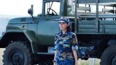 "Hậu duệ mặt trời" phiên bản Việt bị chê tơi tả, nữ chính nói gì?