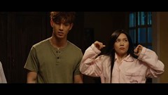 Người đẹp  Sĩ Thanh  thành “nàng hầu” không giống ai