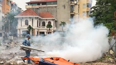 Trẻ mắc tay chân miệng chuyển giai đoạn nặng