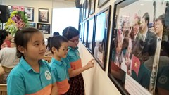 Triển lãm ảnh “Tình hữu nghị và đoàn kết Việt Nam - Cuba”