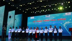 Doanh nghiệp du lịch tặng 161 suất học bổng cho học sinh nghèo vượt khó