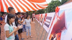 Triển lãm “Biển, đảo quê hương”: Giản dị và thiêng liêng
