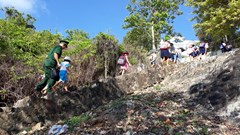 Thông điệp nhân văn trong phim tài liệu “Người truyền cảm hứng”