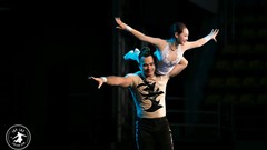 Xiếc xuống phố!