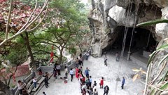 Động Kính Chủ, điểm du lịch văn hoá độc đáo