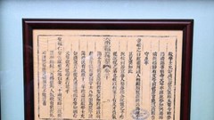 Trao tặng mộc bản về Đại thi hào Nguyễn Du