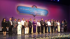 Văn chương là tình yêu không biên giới