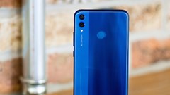 Các mẫu thiết bị di động tầm trung đáng chú ý tháng 12/2018