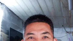 Thầy giáo nghèo tìm người để trả lại tiền, vàng