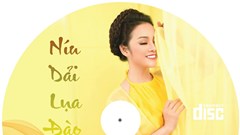Tân Nhàn dạo chơi cùng "Níu dải lụa đào"