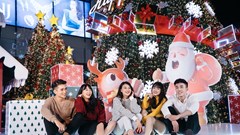 Có những góc chụp lung linh này, sợ gì Giáng Sinh không có ảnh check-in?