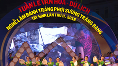 Bảo tồn, tôn vinh Nghề làm bánh tráng phơi sương Trảng Bàng