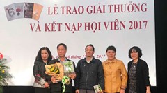 Văn giới  Hà Nội, một năm nhìn lại