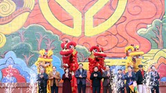 Quảng Ninh: Khánh thành bức phù điêu bằng gốm màu lớn nhất Việt Nam