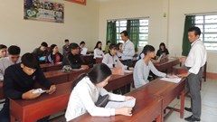 Tranh cãi quyết liệt giao quyền cho trường THPT tự công nhận tốt nghiệp