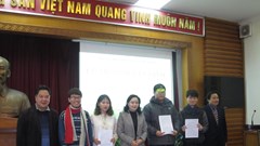Bộ VHTTDL trao quyết định cho 4 sinh viên đi đào tạo ở nước ngoài đợt II