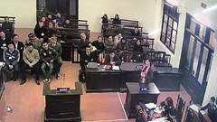 Xét xử vụ án chạy thận tại Bệnh viên Đa khoa Hoà Bình: Hai Sở “đá nhau”