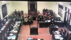 Xét xử vụ án chạy thận: Ký để "Chia sẻ kinh nghiệm"