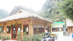 Quần thể danh thắng Tràng An (Ninh Bình): Vì sao nhiều công trình xây dựng trái phép chưa bị nêu tên?