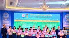 Trao giải thưởng "Sanest Khánh Hòa - Niềm tự hào thương hiệu Việt Nam"