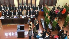 Xét xử vụ án chạy thận: Luật sư đặt nhiều câu hỏi nghi vấn