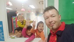 Người nước ngoài “mê” Tết Việt