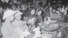 Cái Tết hòa bình đầu tiên đã đến