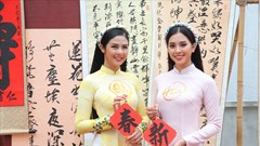 30 Tết, Hoa hậu Tiểu Vy và Ngọc Hân "đọ sắc" trong tà áo dài