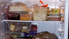 5 dấu hiệu cảnh báo bạn nên vứt bỏ thức ăn thừa