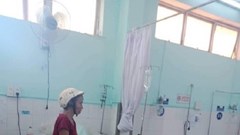 Gia Lai: Dùng mìn đánh cá, một nam thanh niên bị thương nặng