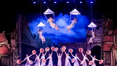 NSƯT Tuyết Hoàn trở lại sân khấu biểu diễn sau cú ngã định mệnh...