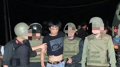 Bắt nhóm đối tượng ôm hàng nóng cố thủ: Thu giữ một lượng lớn ma túy