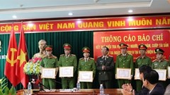 Khen thưởng công an phá vụ nữ sinh giao gà: Sao lại không thỏa đáng?