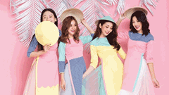 Áo dài cách tân – con sóng dữ dội gây hoang mang