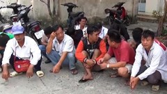 Kiên Giang bắt 17 đối tượng sát phạt dưới hình đá gà ăn tiền