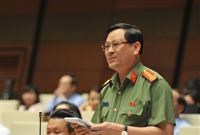 Đổi mới SGK: 778 tỉ hay 1.798 tỉ?