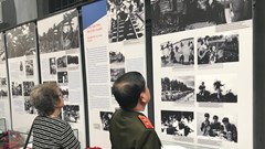 Triễn lãm "Lửa thanh xuân": Tiếp “lửa” cho thế hệ trẻ