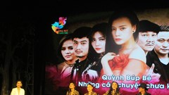 Xin đừng sáng tạo sân khấu bằng “cặp kính” cũ