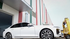 VinFast  đưa 155 ô tô LUX ra nước ngoài kiểm thử