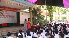 Chương trình "Em yêu lịch sử" đến với học sinh ngoại thành