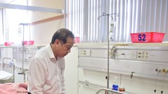 “Cát tặc” liên tiếp tấn công người dân