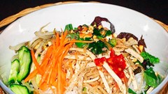 Bún bì - món ăn nổi tiếng, lạ miệng khi vi vu miền Tây